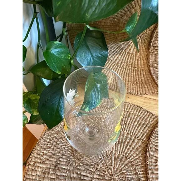 Wine Glass Sunflower design - Picture 6 of 7